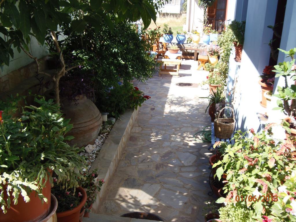 Pension Anastasia Ammouliani Exterior photo